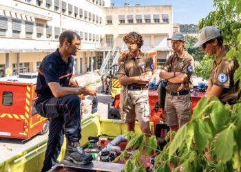 250 jeunes sillonnent les espaces naturels de la Région Sud cet été pour faire de la prévention