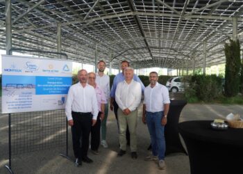 Inauguration des ombrières de Spirou et Wave Island : une énergie locale avec un confort pour les visiteurs
