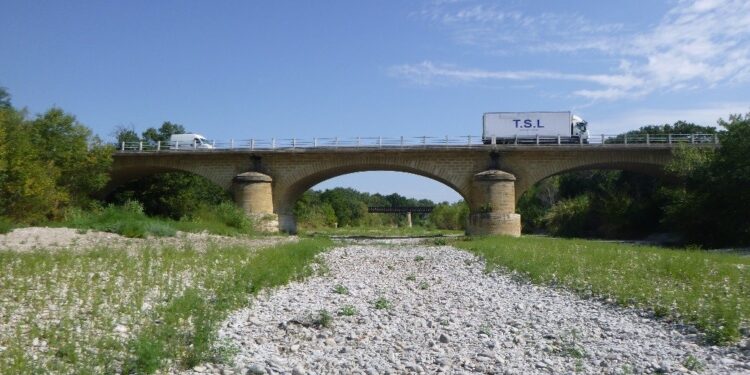 Jonquières : deux mois de travaux pour réparer le pont de Beauregard