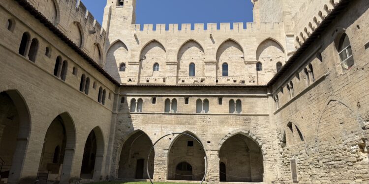 Le Palais des Papes fête 50 ans de congrès