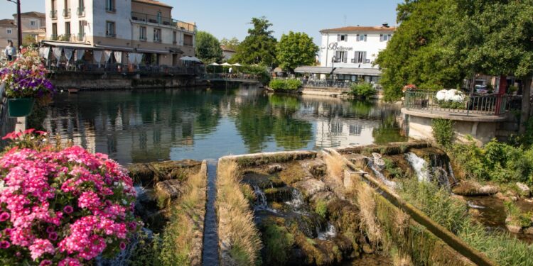 Les commerçants de L’Isle-sur-la-Sorgue quittent la saison estivale avec une braderie