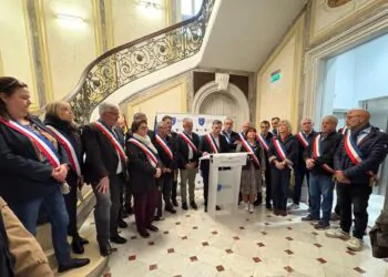 Violences : Les maires de Vaucluse veulent défendre la République