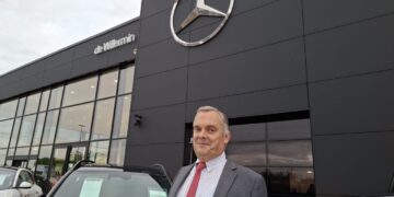 De Willermin, leader de la distribution Mercedes en France, inaugure sa concession rénovée d’Orange