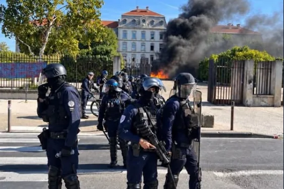 À Avignon et Arles les CCI ainsi que la Chambre des métiers de la Région Sud Paca montent en première ligne